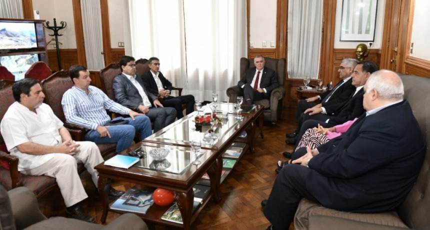Jaldo encabez&oacute; la primera reuni&oacute;n de gabinete del 2024