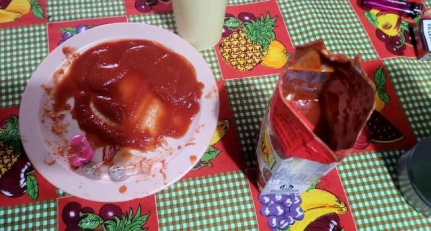 Intent&oacute; ingresar marihuana oculta en una caja de pur&eacute; de tomate al visitar a un preso