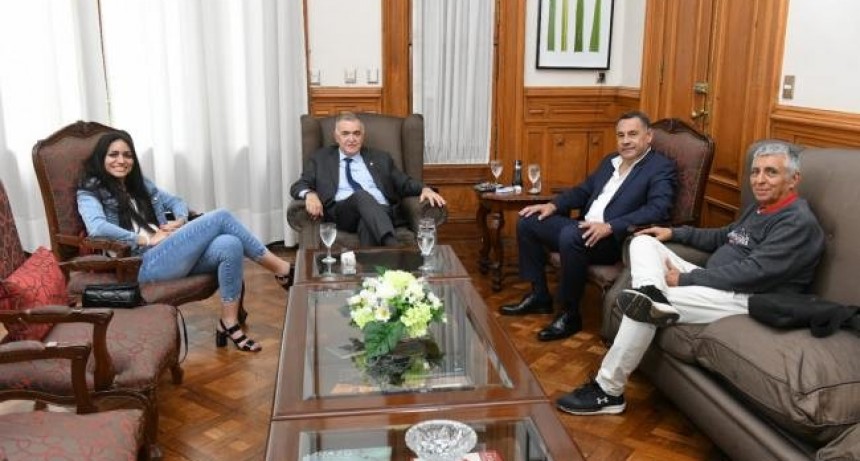Jaldo se reuni&oacute; con la legisladora de LLA, Lucia Montenegro
