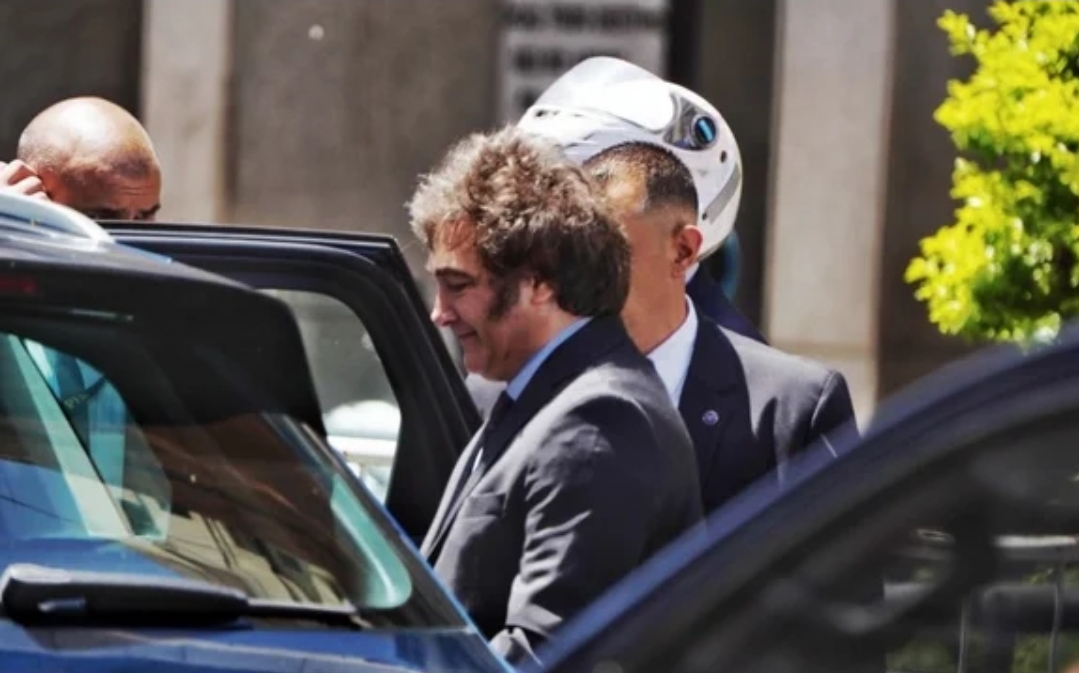 Ya son m&aacute;s de 60 los amparos contra el DNU