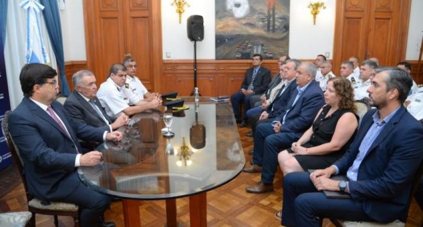Venta ilegal de mercader&iacute;a: "El Gobernador nos pidi&oacute; llegar al fondo del tema"