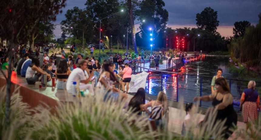 El Sunset de Bella Vista convoc&oacute; a una multitud