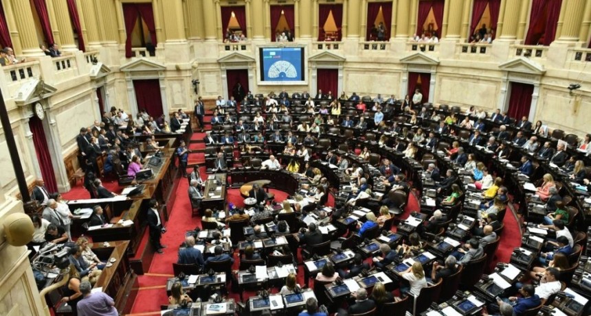 Ley &oacute;mnibus: el Gobierno y la oposici&oacute;n dialoguista se acercan a un acuerdo por el dictamen en Diputados