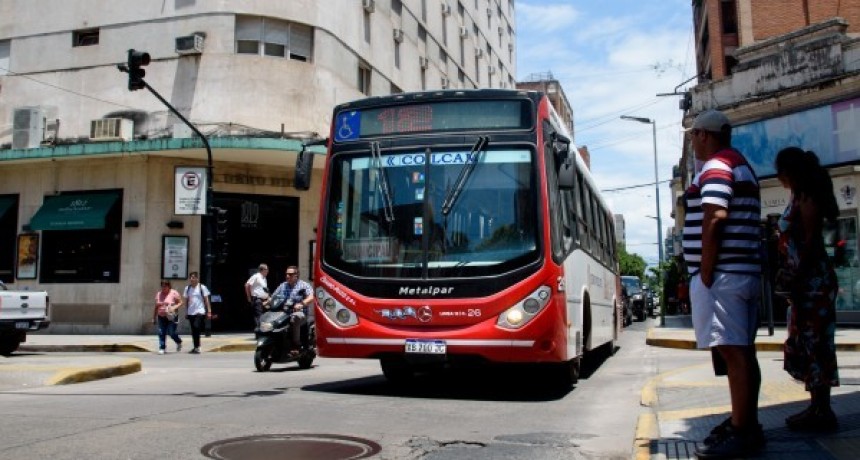 Cambia provisoriamente el recorrido de 10 l&iacute;neas de colectivos por la reparaci&oacute;n de Cris&oacute;stomo &Aacute;lvarez