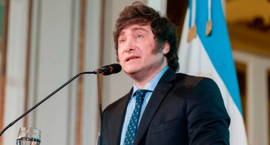 Las fuertes cr&iacute;ticas de Milei a Petro, Boric y Cristina Kirchner, en un ping-pong con una periodista
