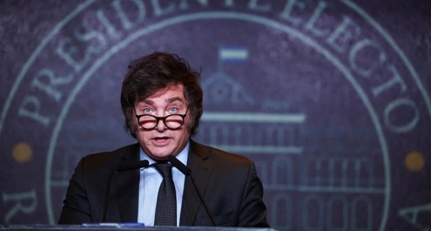 &ldquo;No estoy dispuesto a negociar nada&rdquo;, advirti&oacute; Milei sobre la ley &oacute;mnibus, y dijo que "se est&aacute; m&aacute;s cerca de dolarizar"