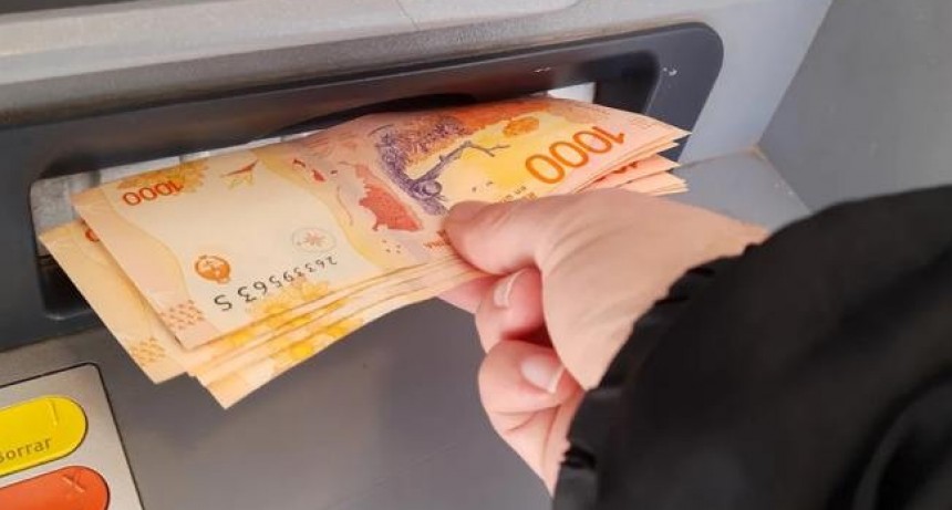 Ma&ntilde;ana comienza el pago del 20% para empleados estatales