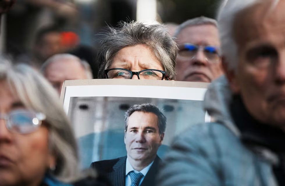 Desclasificaron información de la SIDE y del Ejército sobre la muerte de Nisman para girar a la Fiscalía