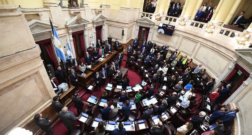 Congreso: presentan un proyecto para regular y bajar los sueldos de los legisladores a 10 jubilaciones mínimas