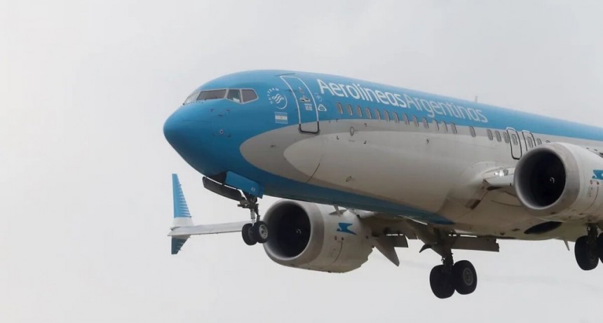 Avión de Aerolíneas Argentinas aterriza en Aeroparque con falsa alarma de humo en cabina