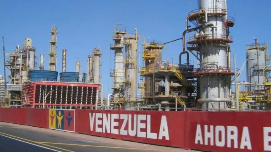 Acuerdo petrolero en el centro de la nueva relación entre EE.UU. y Venezuela