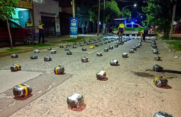 Tucumán: secuestran casi 150 kilos de marihuana en un taller mecánico usado como pantalla