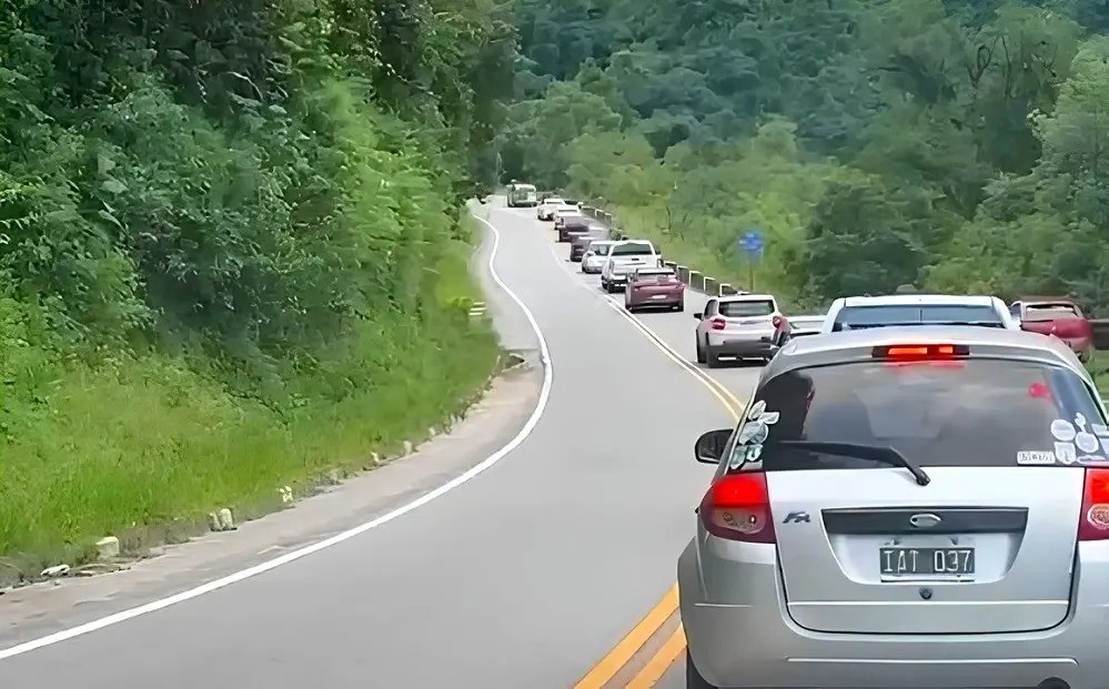 El retorno turístico satura la Ruta 307 hacia Tafí del Valle