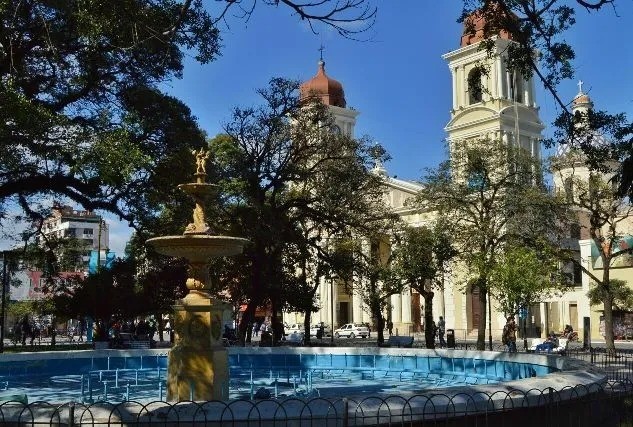 Pronóstico para Tucumán: calor persistente con 32° de máxima y posibilidad de tormentas aisladas