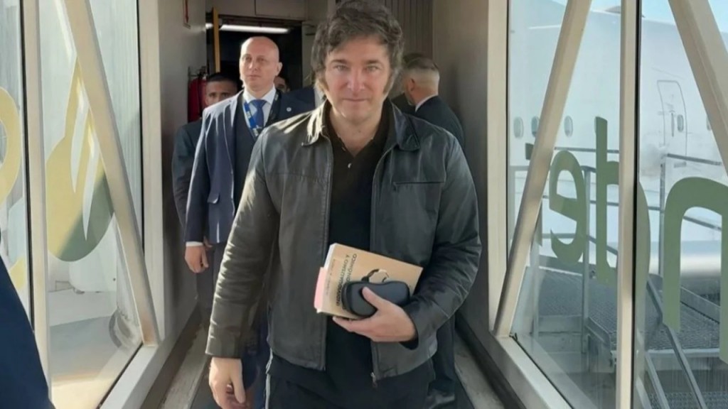 Milei viajará a Paraguay, Davos y hará escala en el festival de Jesús María