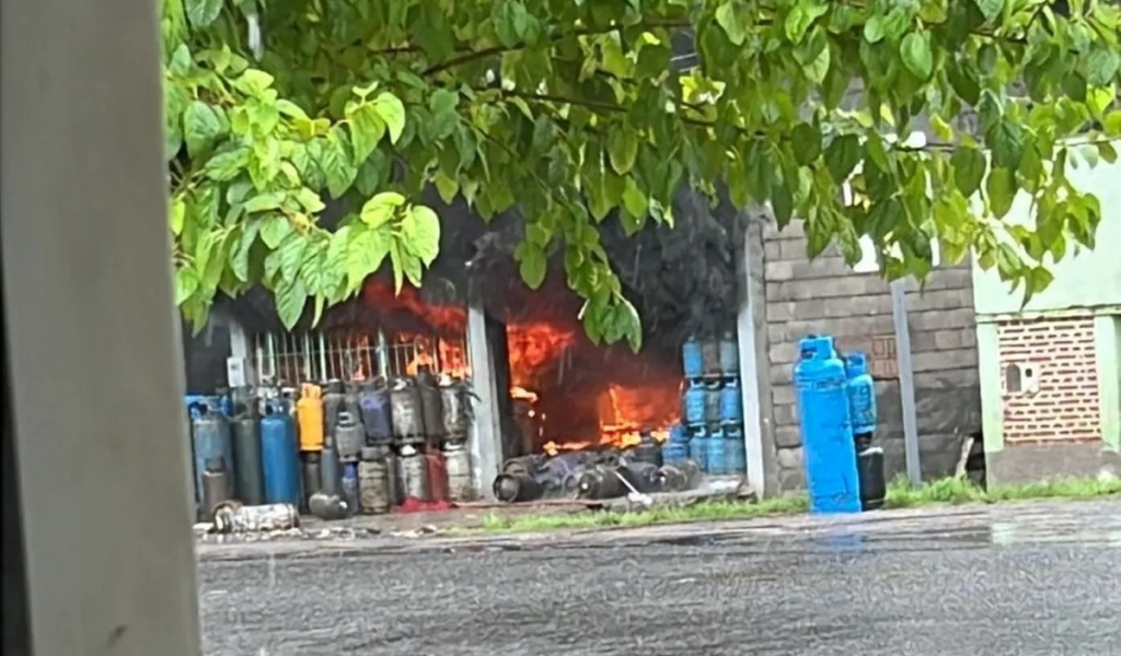 Alerta en Famaillá por un incendio en un depósito de gas licuado