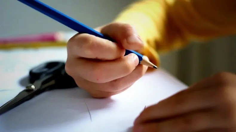 ANSES actualiza montos: la Ayuda Escolar 2026 será de $85.000 por cada hijo en edad escolar