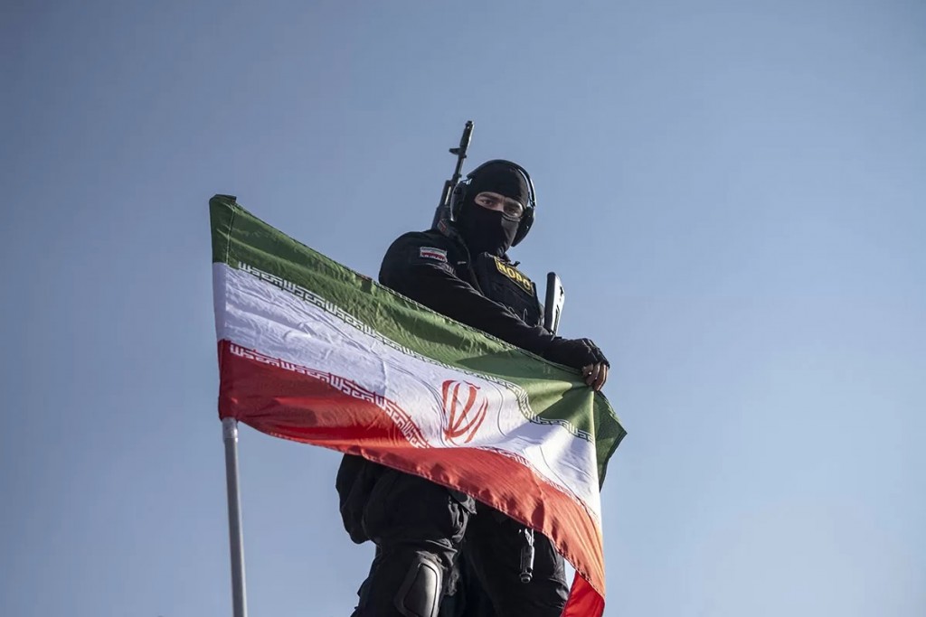 Tensión Irán-EE.UU.: general iraní promete respuesta “letal” tras movimientos de flota y sanciones