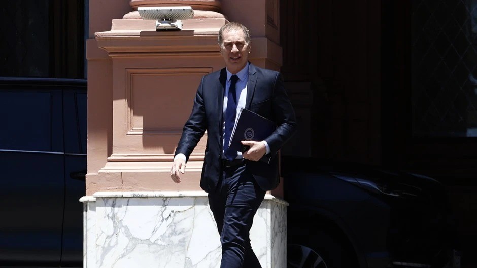 Diego Santilli, avanza en las negociaciones por la reforma laboral con el respaldo público de varios gobernadores