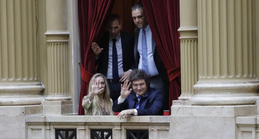 El Gobierno continúa con negociaciones internas para definir la estrategia de la Reforma Laboral en el Senado