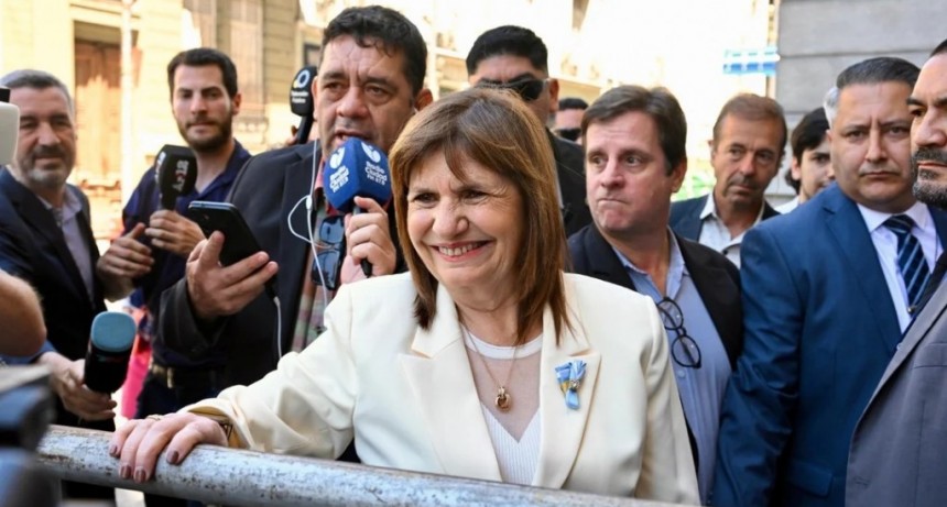 Bullrich sigue 