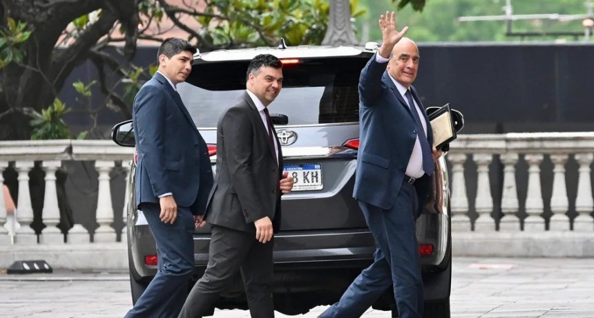 Francos apunta a la AFA y no descarta un regreso al Gobierno