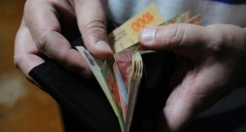 Salarios: por qu&eacute; la inflaci&oacute;n m&aacute;s baja en a&ntilde;os no se siente en el bolsillo