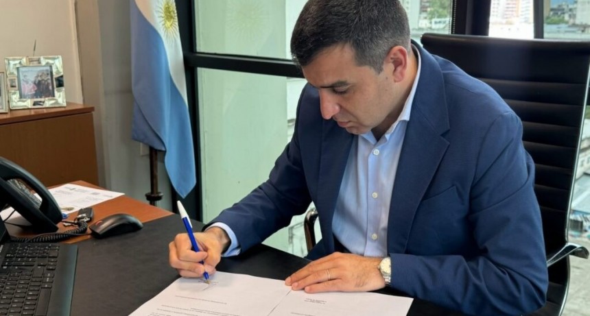 Romano Norri present&oacute; un proyecto para transformar la justicia provincial con la inclusi&oacute;n de los juicios por jurado