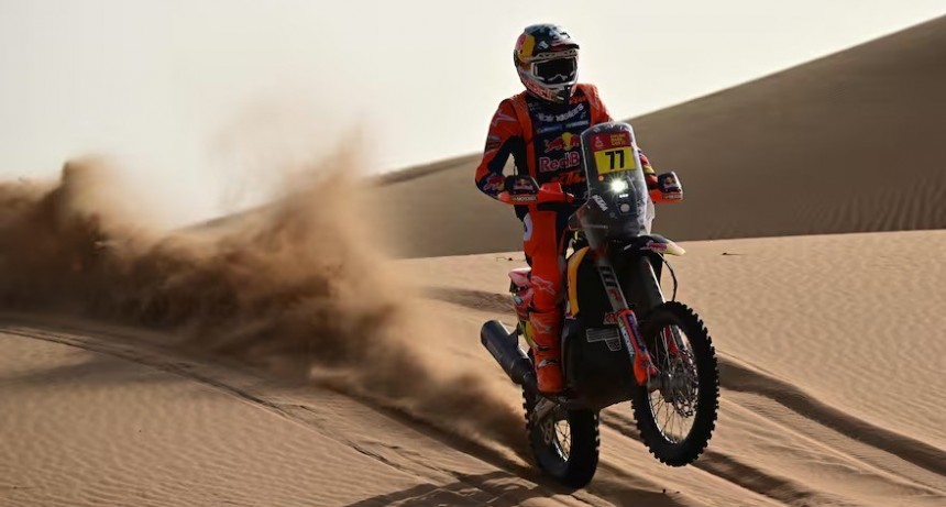 Luciano Benavides sale de la punta del Dakar a dos d&iacute;as del cierre