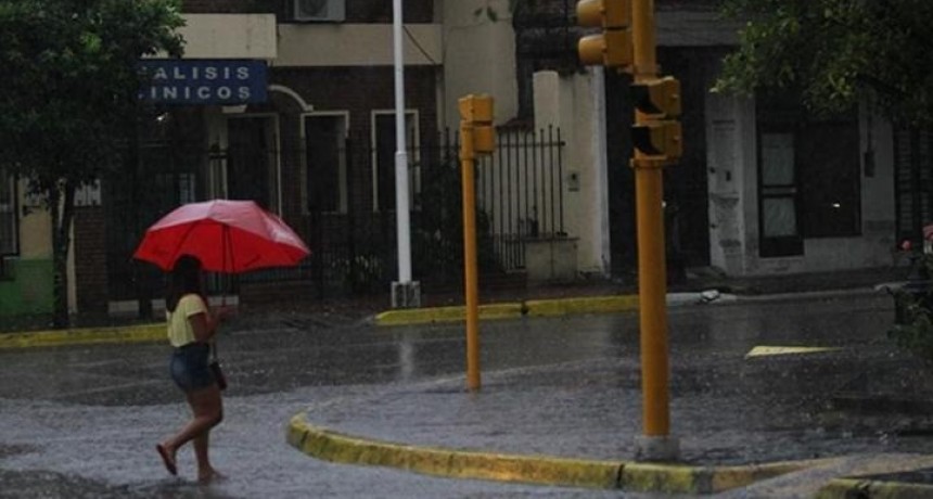 Alerta amarillo por tormentas fuertes en Tucum&aacute;n para esta tarde-noche