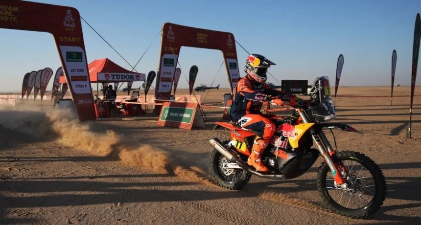 Dakar 2026: Luciano Benavides vuelve a adueñarse de la punta en motos