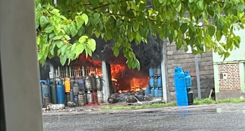 Alerta en Famaillá por un incendio en un depósito de gas licuado
