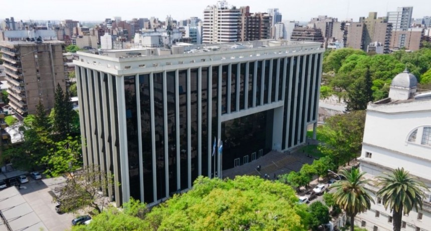 Habr&aacute; sesi&oacute;n extraordinaria para tratar dos DNU de Jaldo: congelamiento de designaciones y beneficio a contratistas