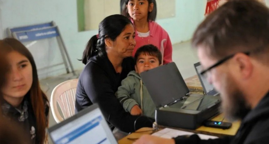 ANSES actualiz&oacute; las Asignaciones Familiares: suben 2,85% en febrero y aumenta el tope de ingresos para cobrarlas