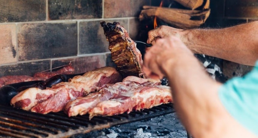 Consumo de carne en Argentina: la vacuna cay&oacute; 42% en 30 a&ntilde;os y el pollo y cerdo ganan terreno