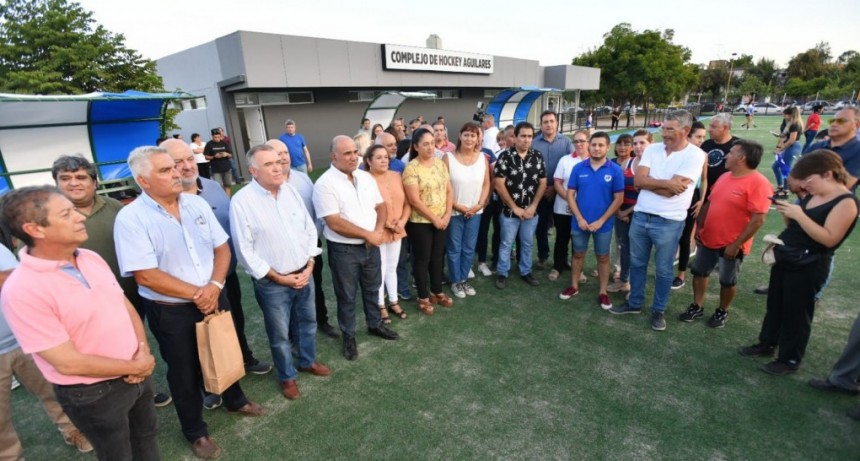 Inauguraron una cancha de hockey con césped sintético en Aguilares