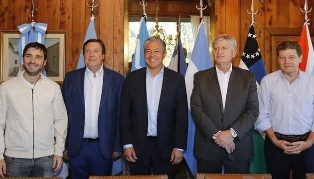 Gobernadores patagónicos advierten al Gobierno que sin recursos no habrá petróleo ni gas