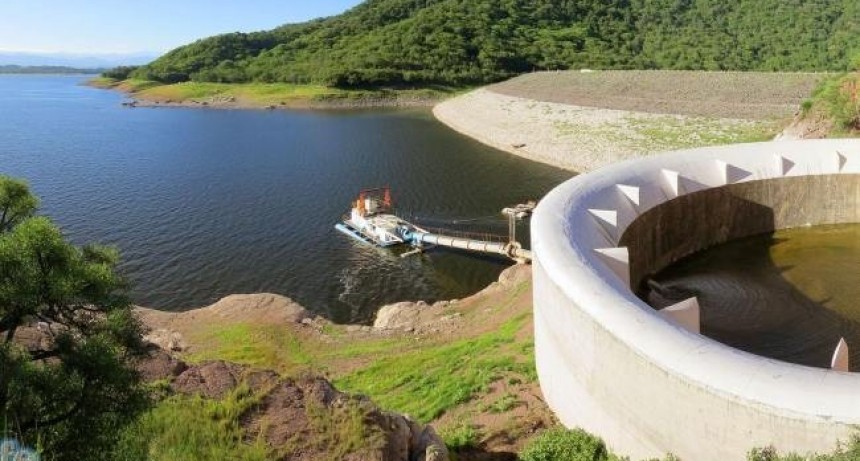 Analizan la situaci&oacute;n del embalse de El Cadillal