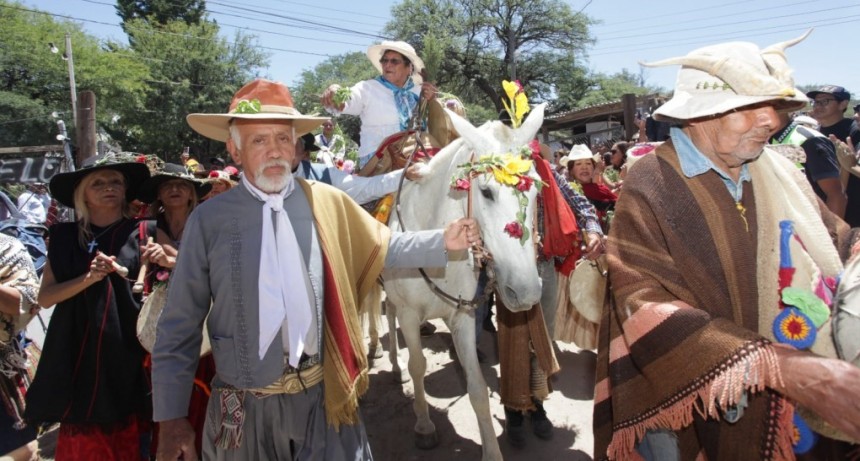 Festejos de Carnaval: Una Fusi&oacute;n de Alegr&iacute;a, Cultura y Tradici&oacute;n
