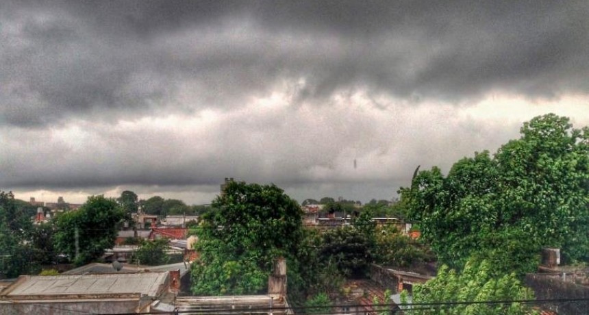 Alerta Amarilla por tormentas para este viernes en Tucum&aacute;n