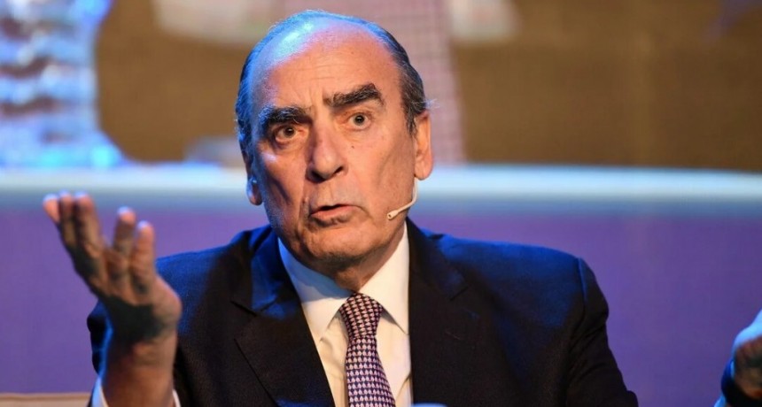 Francos le baj&oacute; el precio a la tensi&oacute;n con los gobernadores, pero defendi&oacute; la quita de subsidios al transporte en el interior