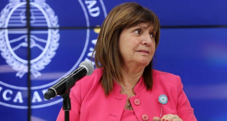 Bullrich respald&oacute; el "protocolo antipiquetes" en una audiencia en Comodoro Py