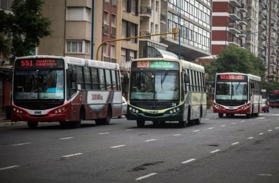 &ldquo;El sistema colapsar&aacute;&rdquo;, fuerte descargo de la UTA y la CGT por la quita de subsidios al transporte