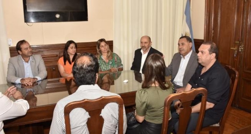El Gobierno tucumano impulsar&aacute; una canasta escolar a $13.500