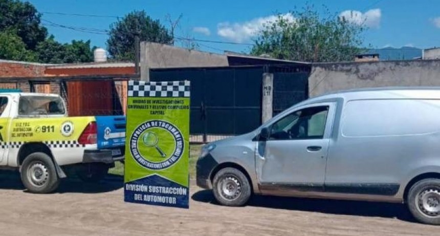 En un r&aacute;pido accionar la Polic&iacute;a recuper&oacute; una camioneta robada a un repartidor