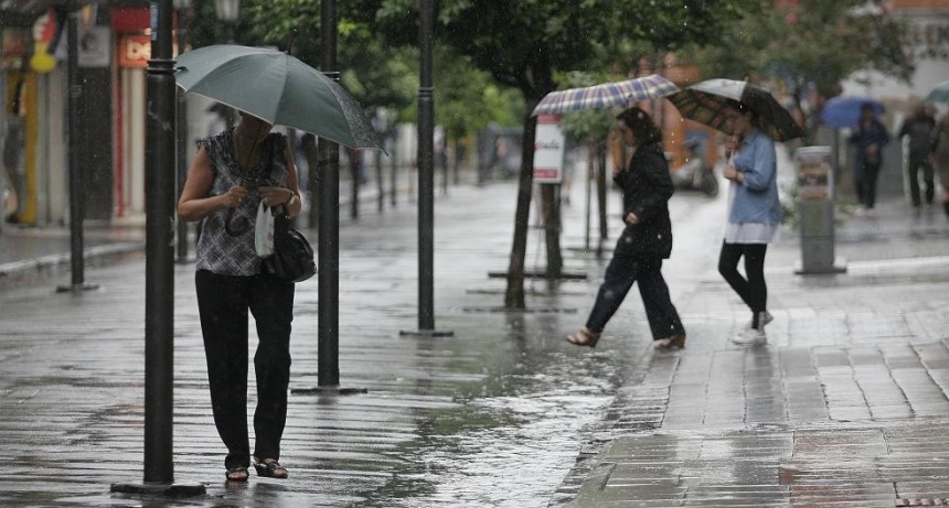 Clima: en Tucum&aacute;n se esperan tormentas y descenso de temperatura
