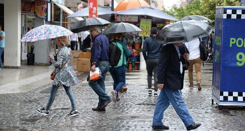 Clima: contin&uacute;a la alerta por tormentas en Tucum&aacute;n