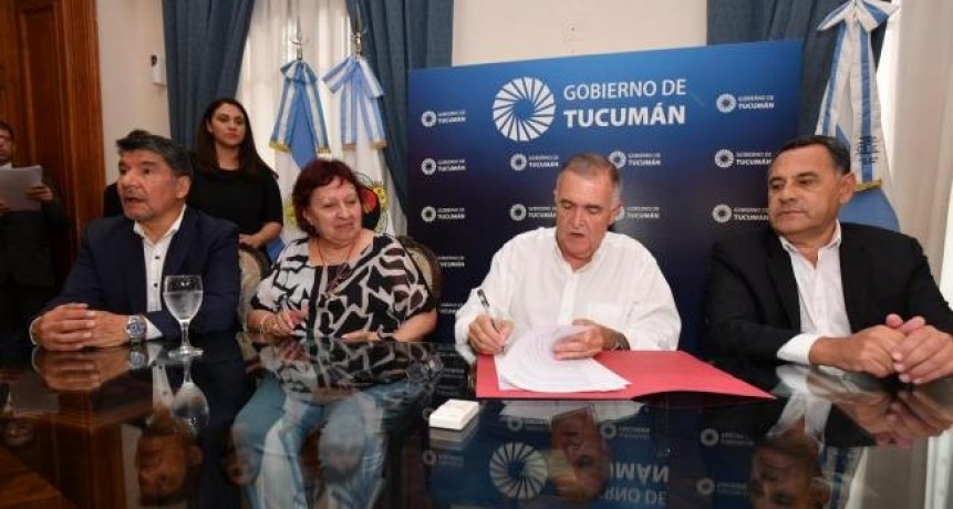 El gobierno otorg&oacute; un aumento salarial a los empleados estatales
