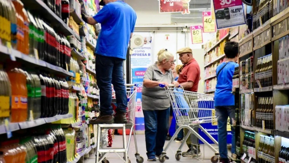 Inflación enero: privados proyectan entre 2,2% y 2,8%, con alimentos como principal presión