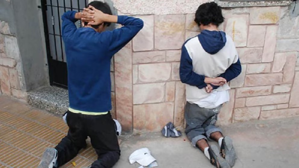 Reforma penal juvenil ingresa a Diputados: bajaría la imputabilidad a 13 años con penas máximas de 20 años